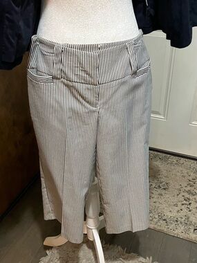Nautical Inspired Striped Cropped pedal pushers low rise  - Navy & White